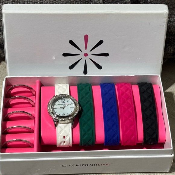 Isaac Mizrahi Accessories - New!❤️ Isaac Isaac Mizrahi Designer Watch Set